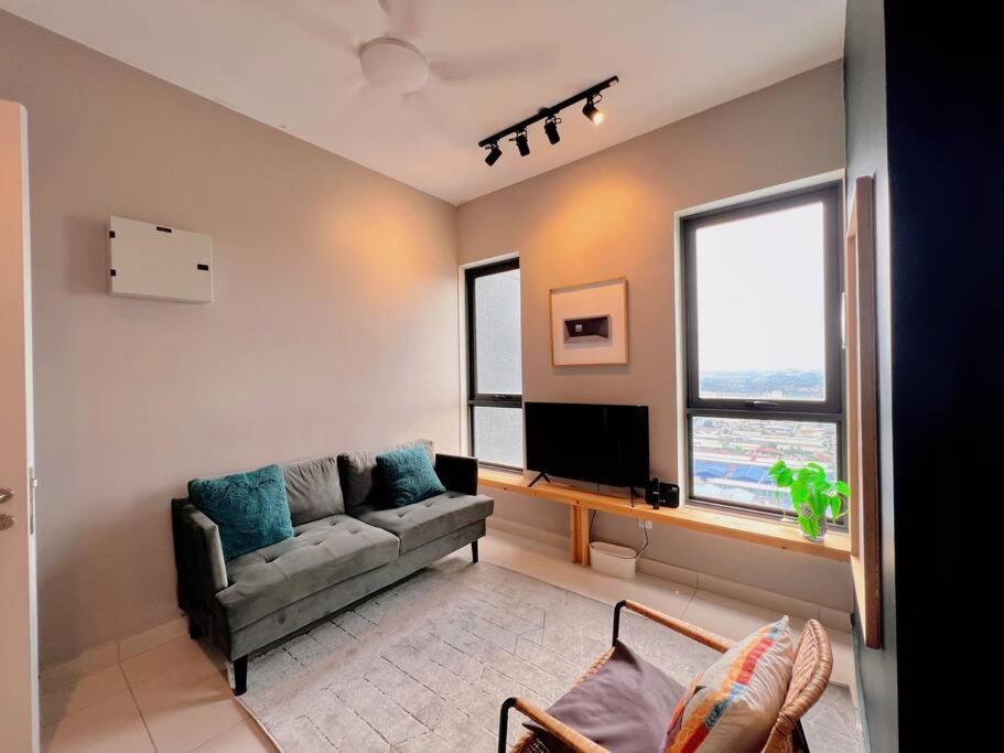 7 Pax Family Connecting Room D'Sara, Direct Link Mrt Kampung Selamat, Near Sungai Buloh & Thomson Hospital Шах Алам Екстериор снимка
