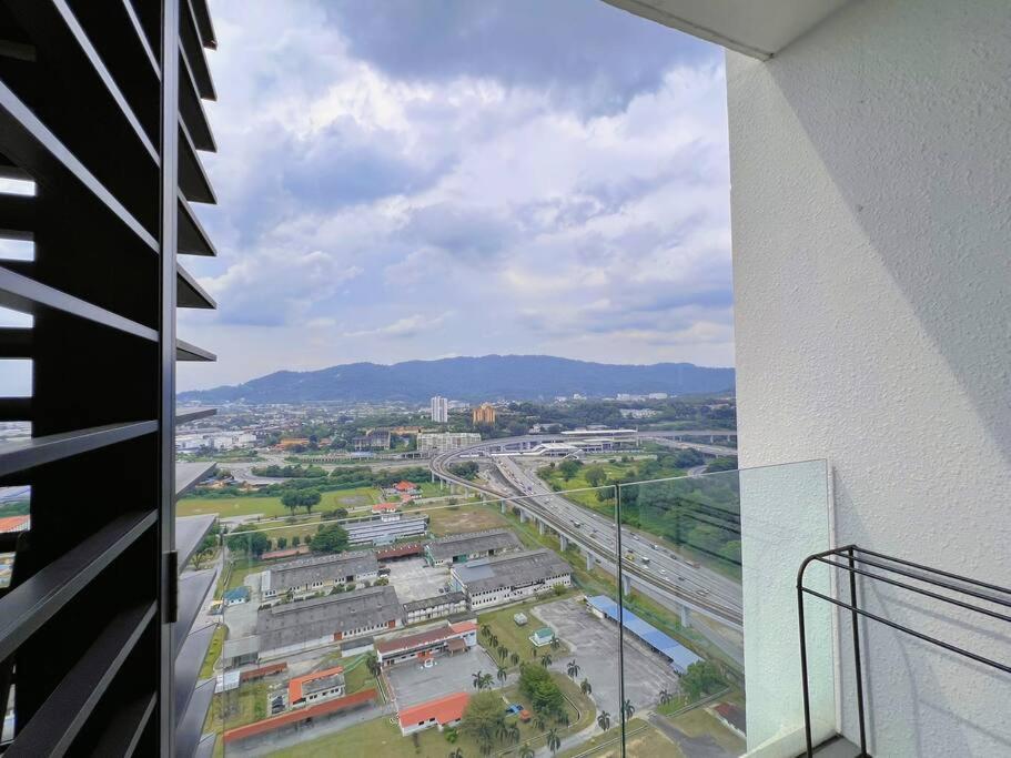 7 Pax Family Connecting Room D'Sara, Direct Link Mrt Kampung Selamat, Near Sungai Buloh & Thomson Hospital Шах Алам Екстериор снимка